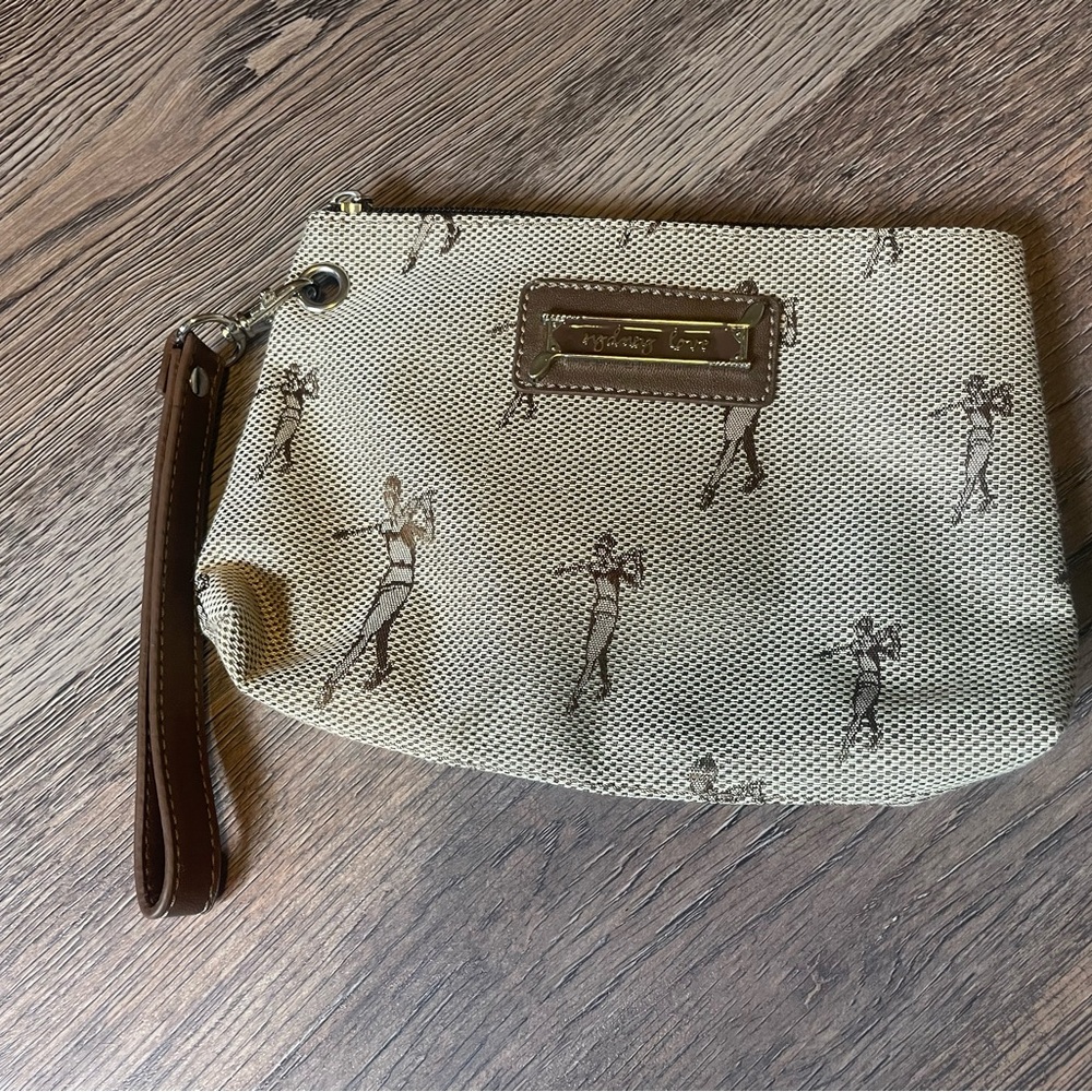 Vintage golf clutch